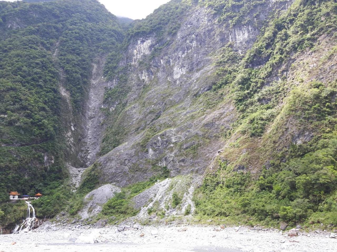 Dai Yi Shia B&B Fushi ภายนอก รูปภาพ