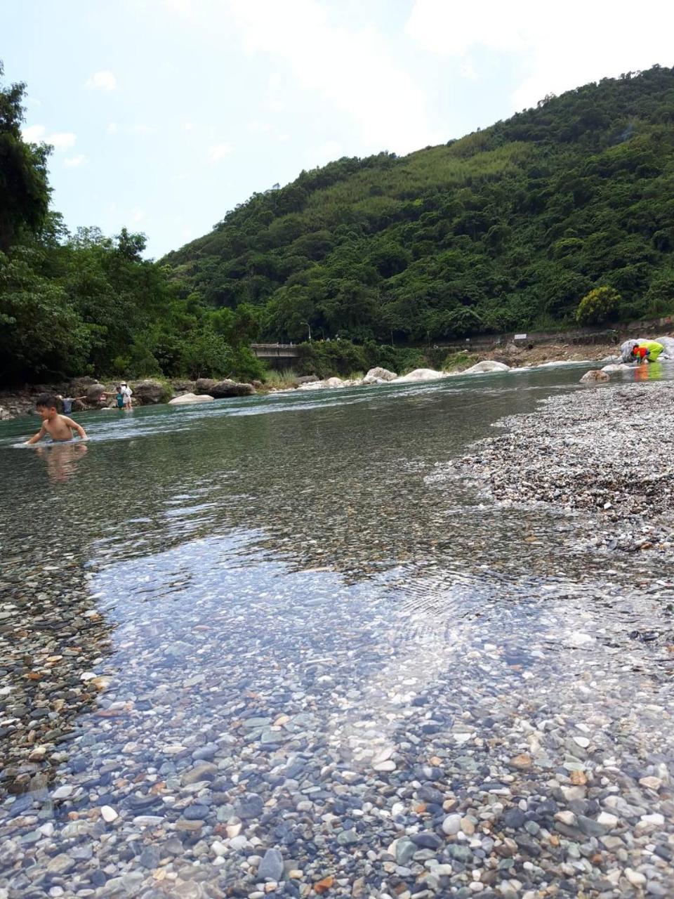 Dai Yi Shia B&B Fushi ภายนอก รูปภาพ
